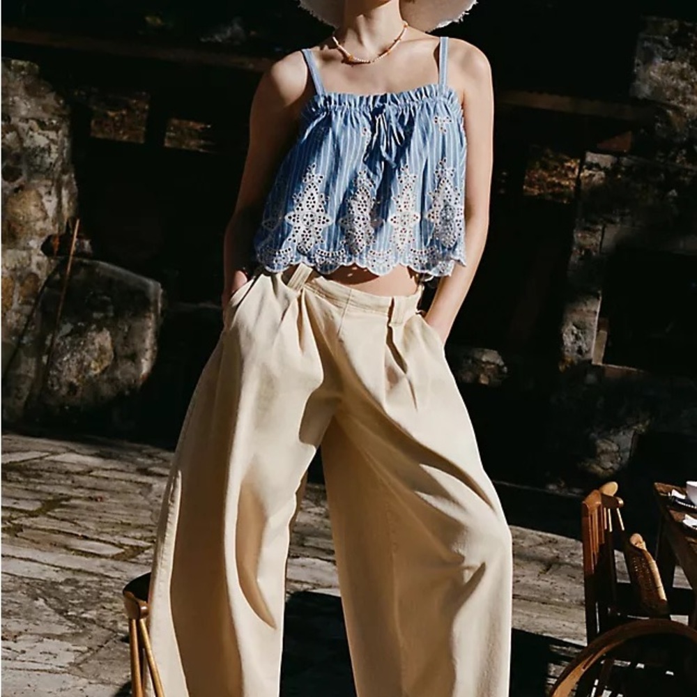 Elegant Cream Wide-Leg Pants, XXS, never worn